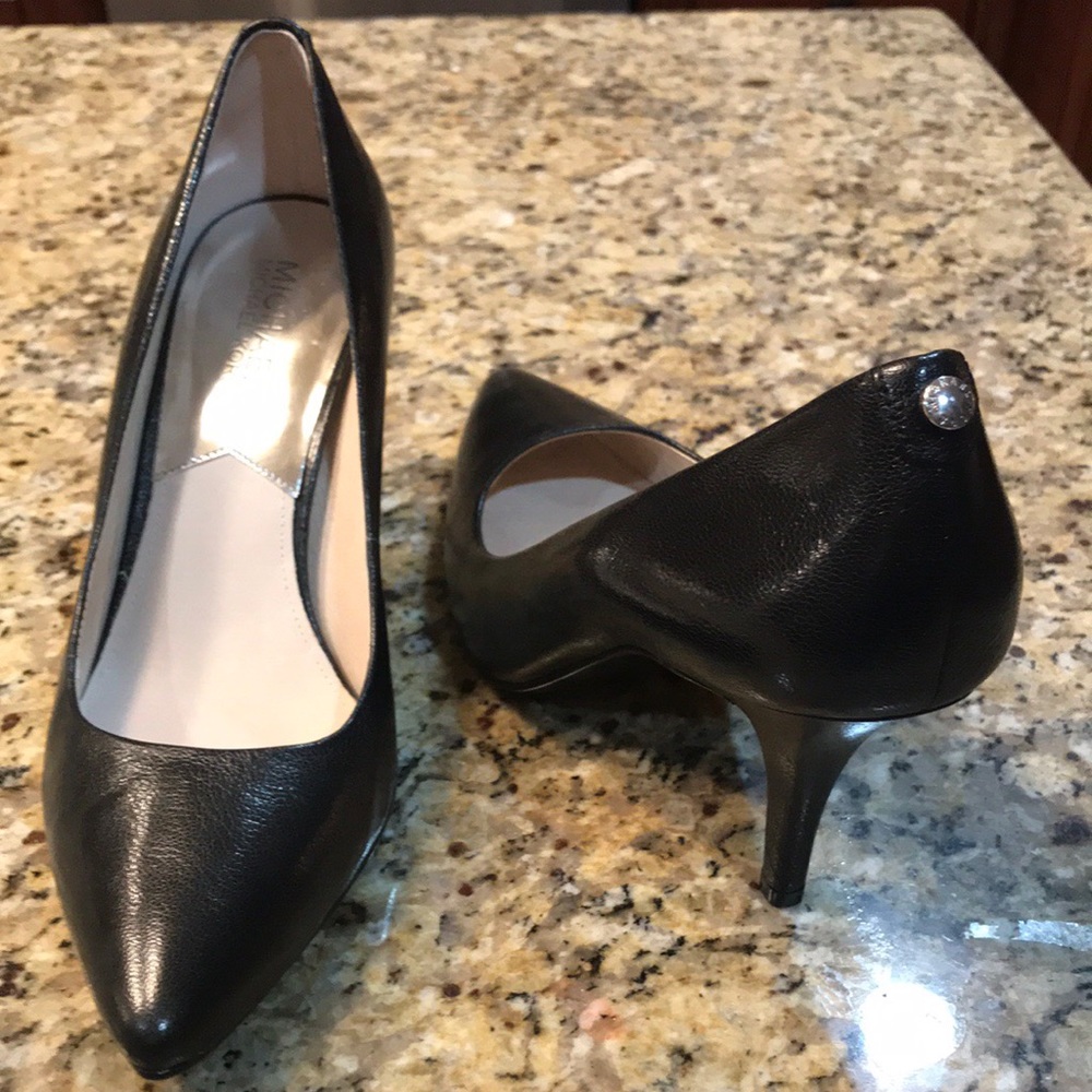 Michael Kors Black Heels size 8
